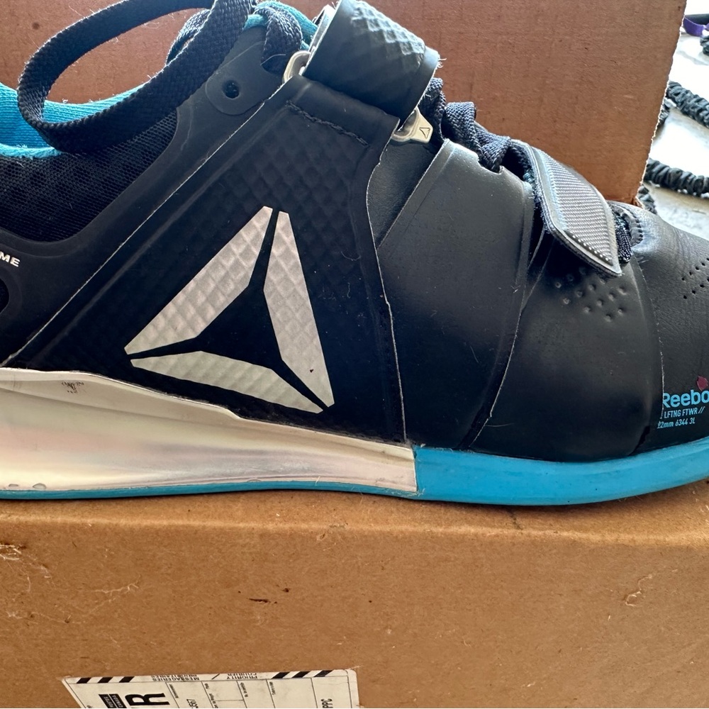 Reebok legacy lifter size 11